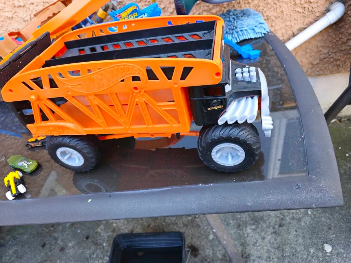 Hot wheels - Image 3
