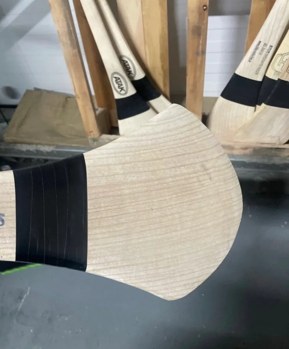 32inch Goalkeeper Hurley brand new - Image 4
