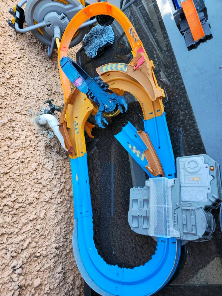 Hot wheels - Image 1