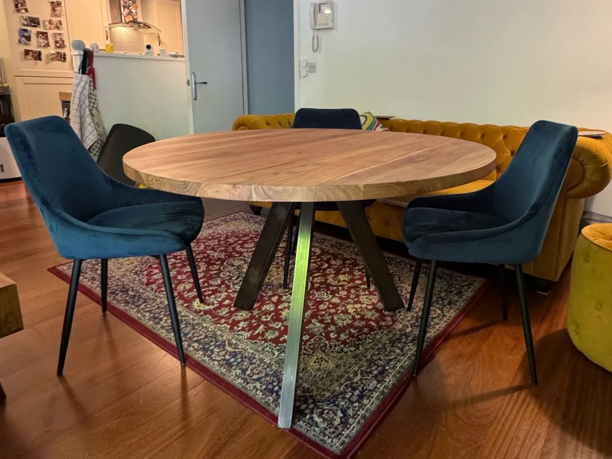 Dining room table and chairs - 120cm - Image 2