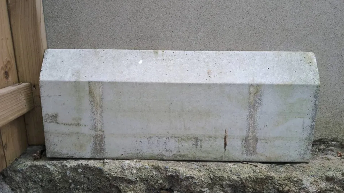 Concrete kerbstones - Image 1