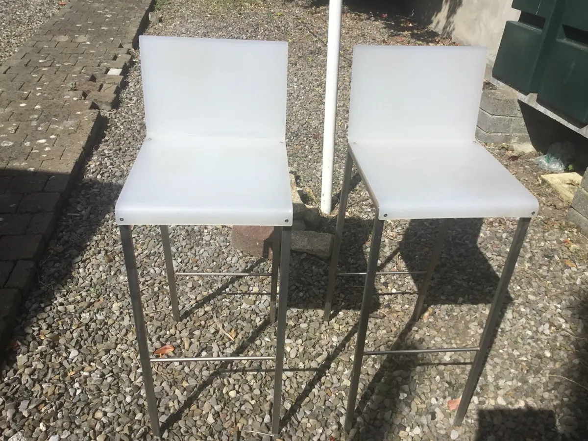 Kitchen stools - Image 1
