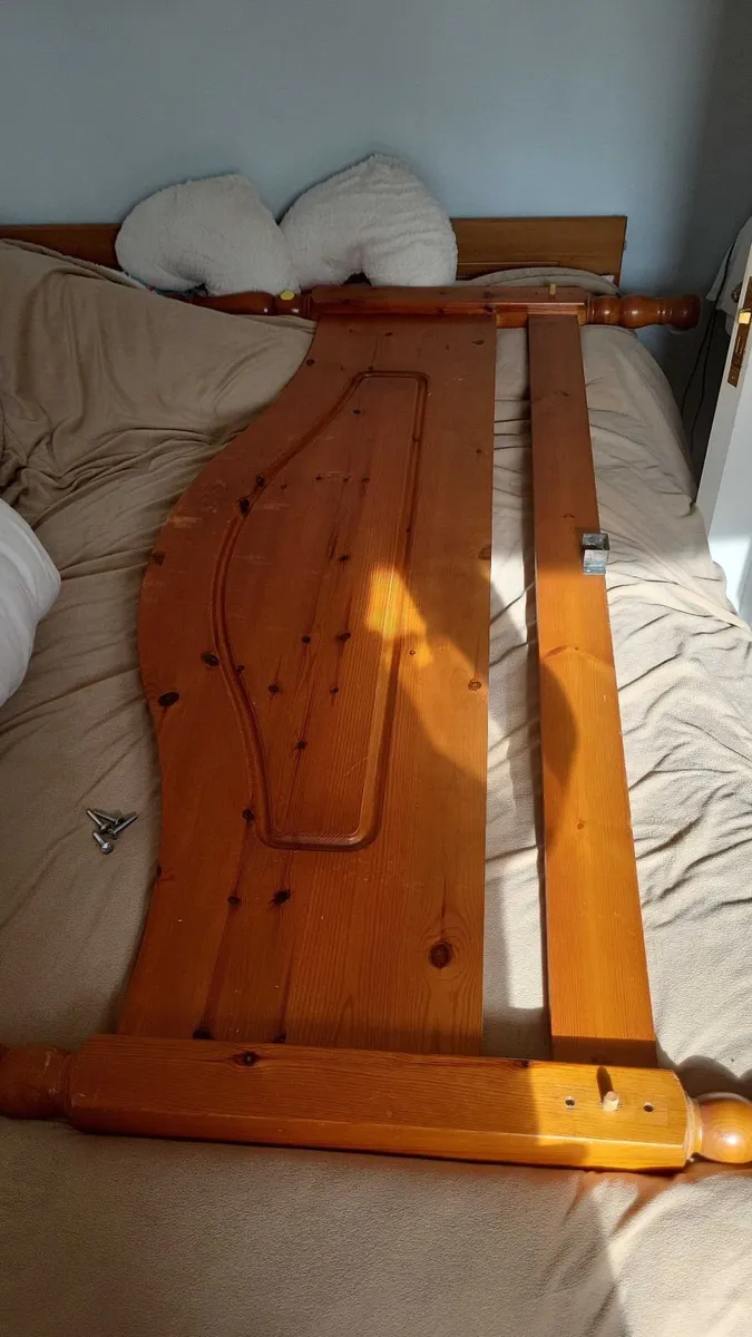 bed frame and headboard for collection - Image 2