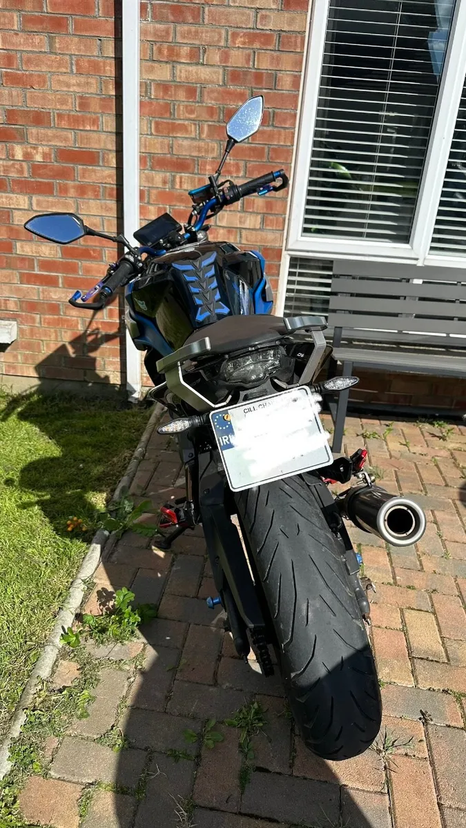 CF MOTO 650NK - Image 2