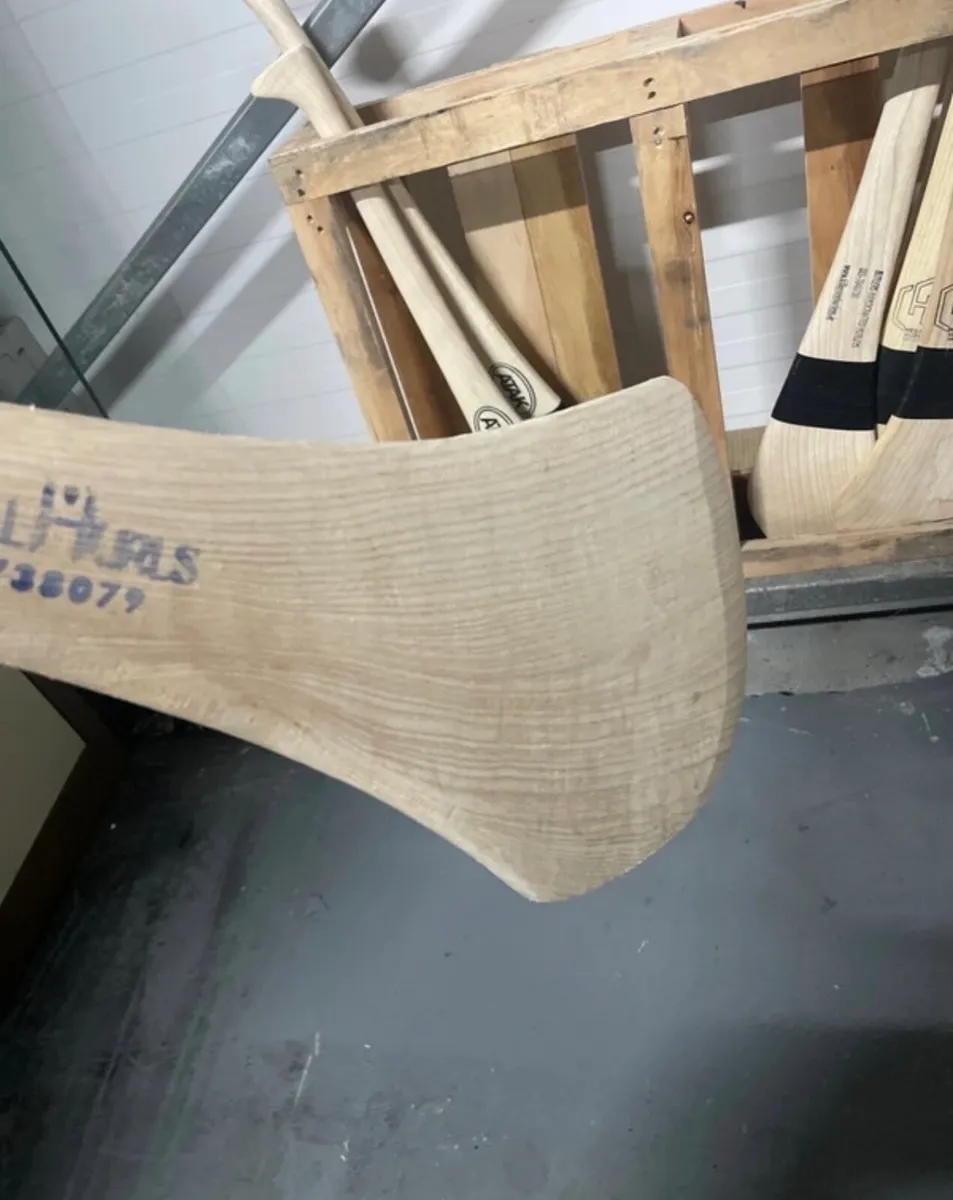 28inch Goalkeeper Hurley brand new - Image 4