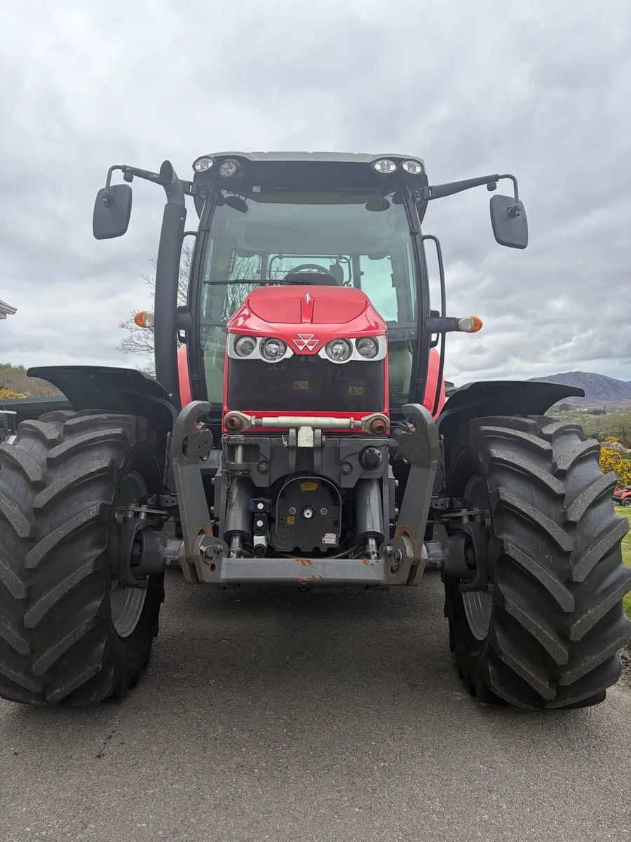 2019 Massey Ferguson 5710s - Image 4