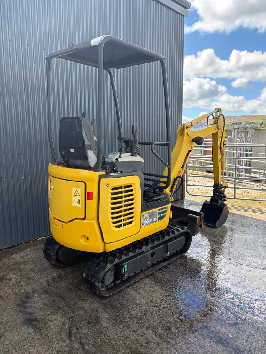 Komatsu PC14R-3HS **340 HOURS** - Image 3