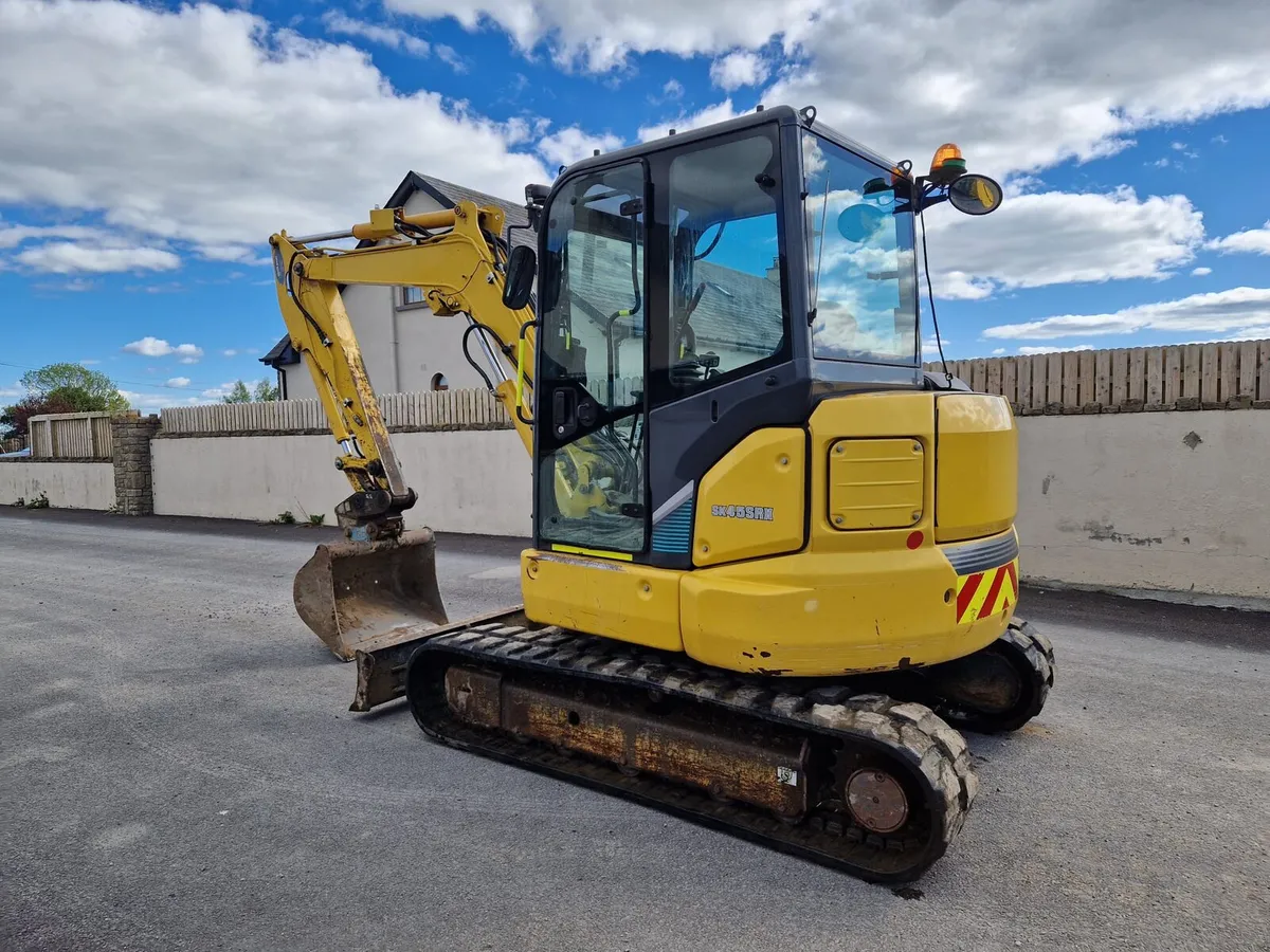 Kobelco Mini Digger - Image 2