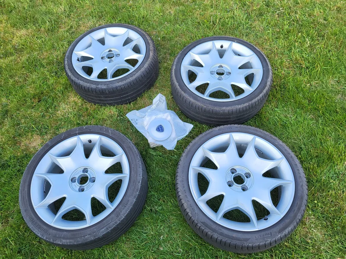 Lancia Delta / Fiat Original 18" Alloys - Image 1
