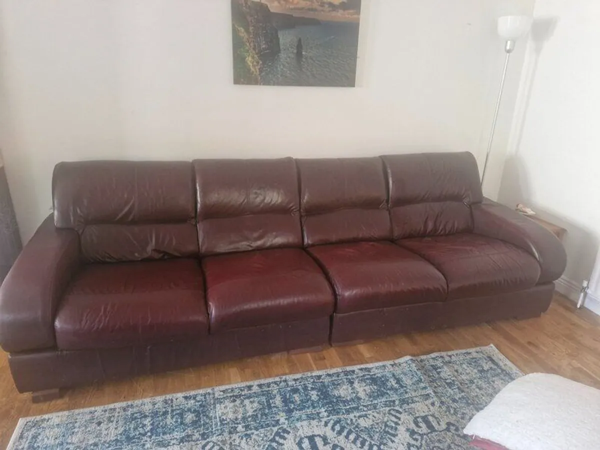 Couch - Image 2