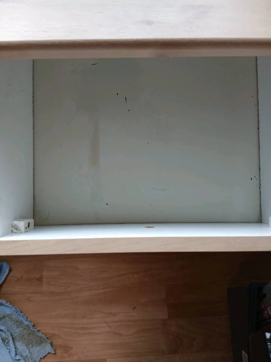 2 bedside lockers - Image 4