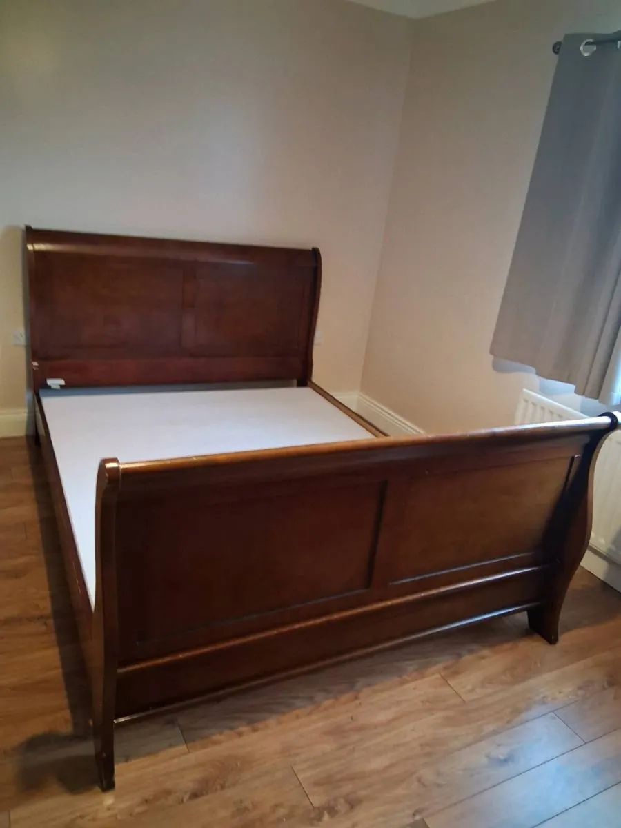 Louis Phillippe Mahogany Bedroom Furniture - Image 1