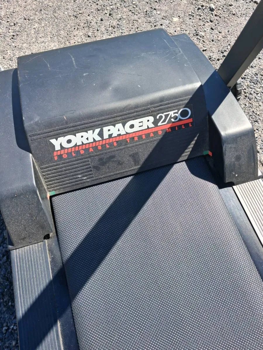 Tread mill - Image 2
