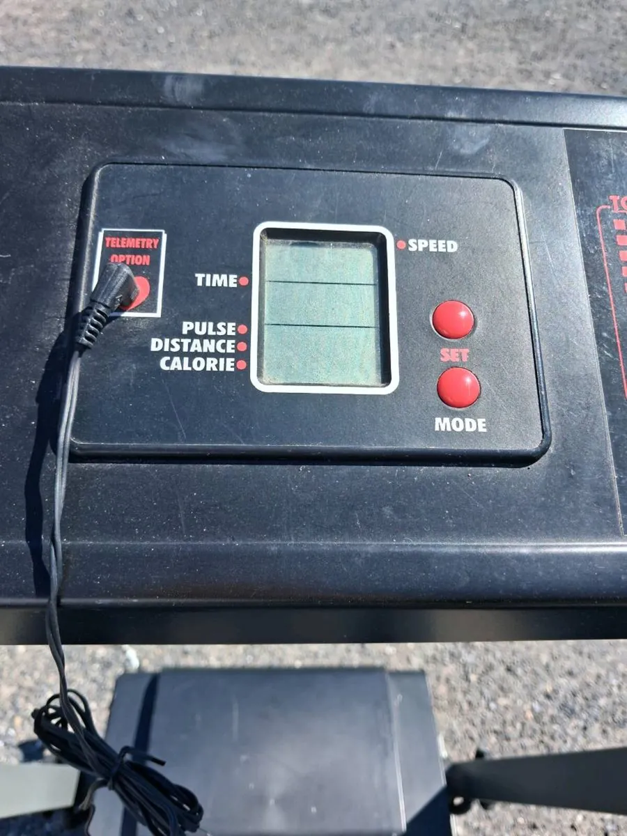 Tread mill - Image 4