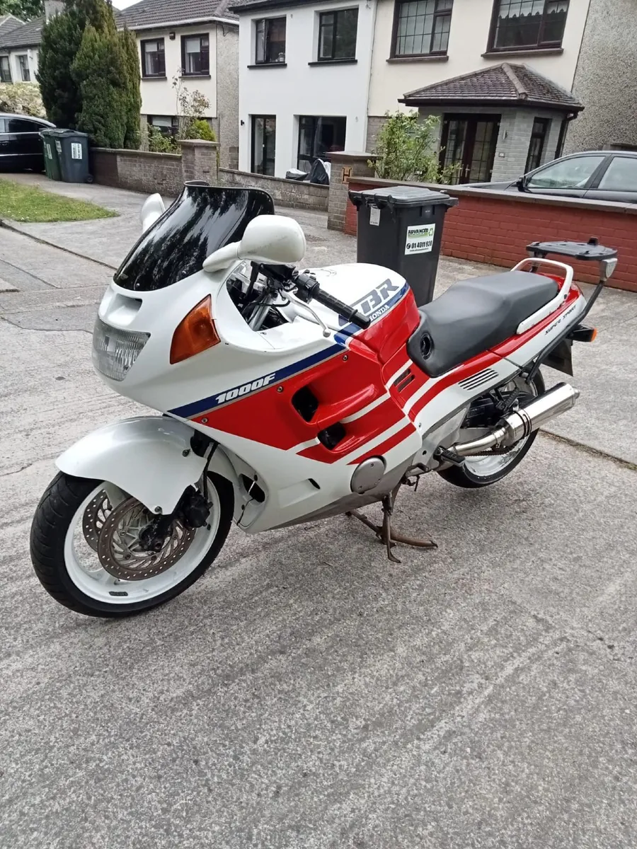 Honda CBR 1000F 1990 - Image 1