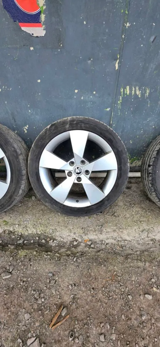 Wheels 17 inch genuine - Image 3
