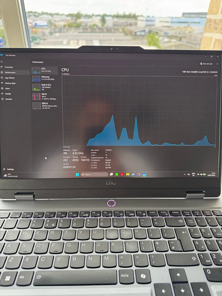 Lenovo LOQ15 Laptop RTX 4050 - Image 4