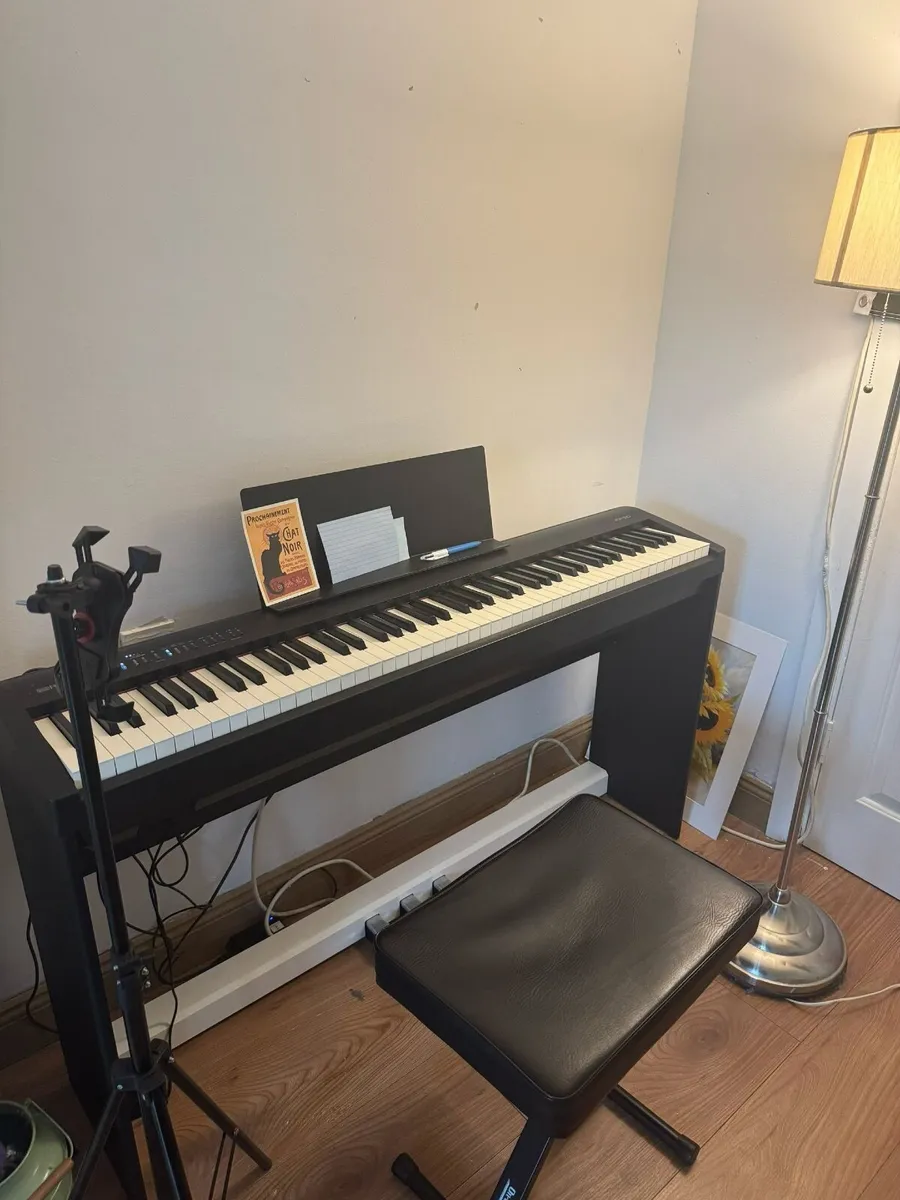 Roland FP- 30 Digital Piano - Image 1