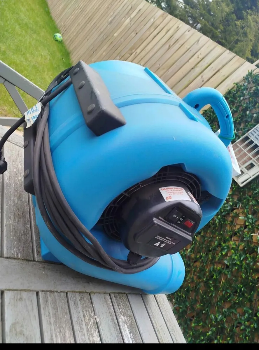 Turbo dryer  carpet blower  air mover carpet uphol - Image 1