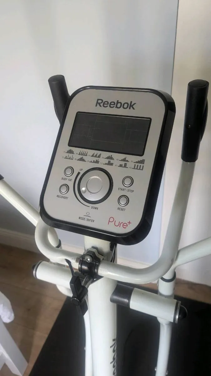 Reebok CrossTrainer - Image 2