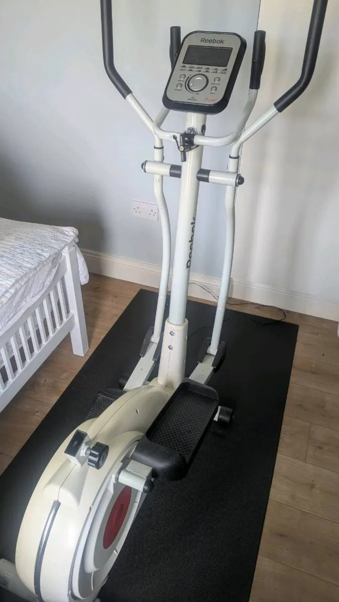 Reebok CrossTrainer - Image 3