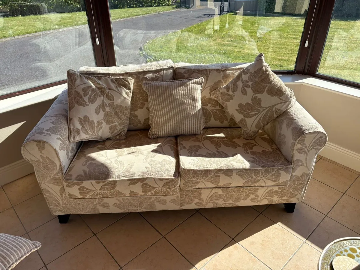 321 Cream Couch - Image 1