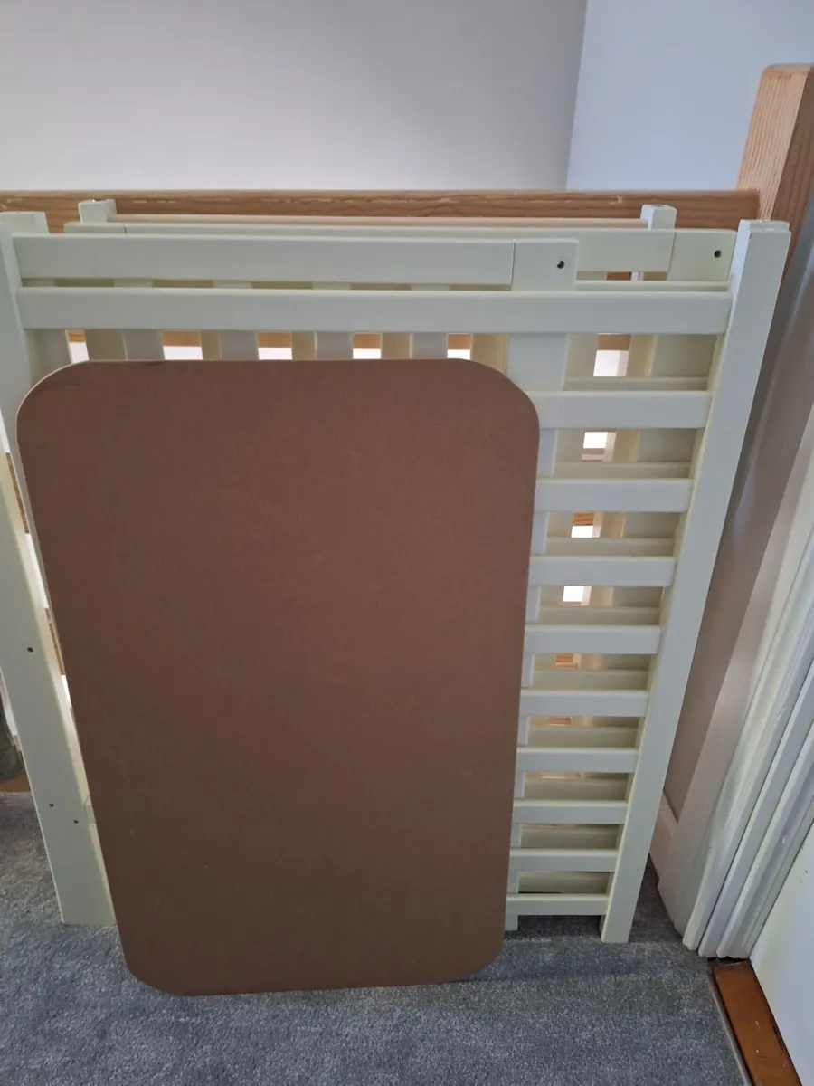 Mamas & Papas space saving cot & mattress - Image 3
