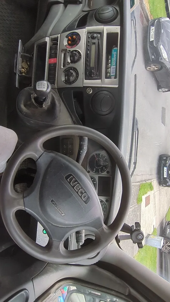 Iveco Daily tipper 2011 - Image 2