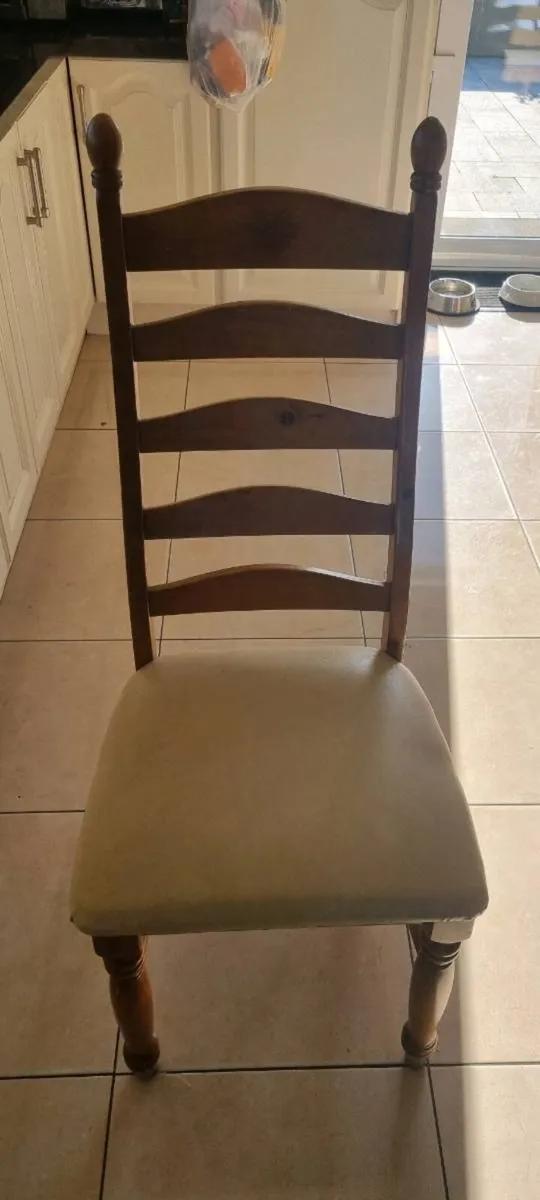 Set of 6 chairs - Image 3