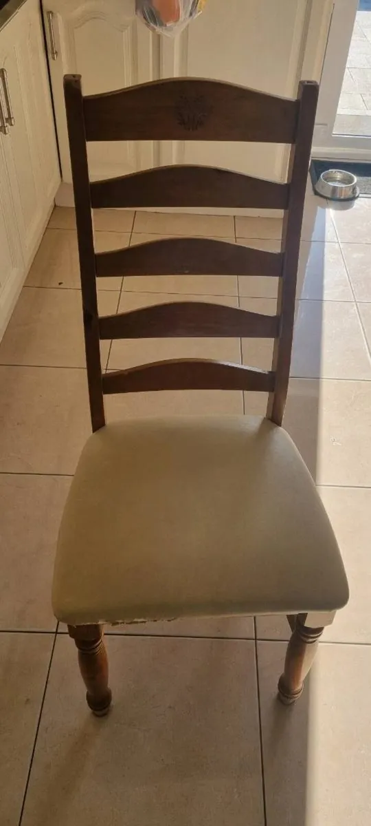 Set of 6 chairs - Image 4