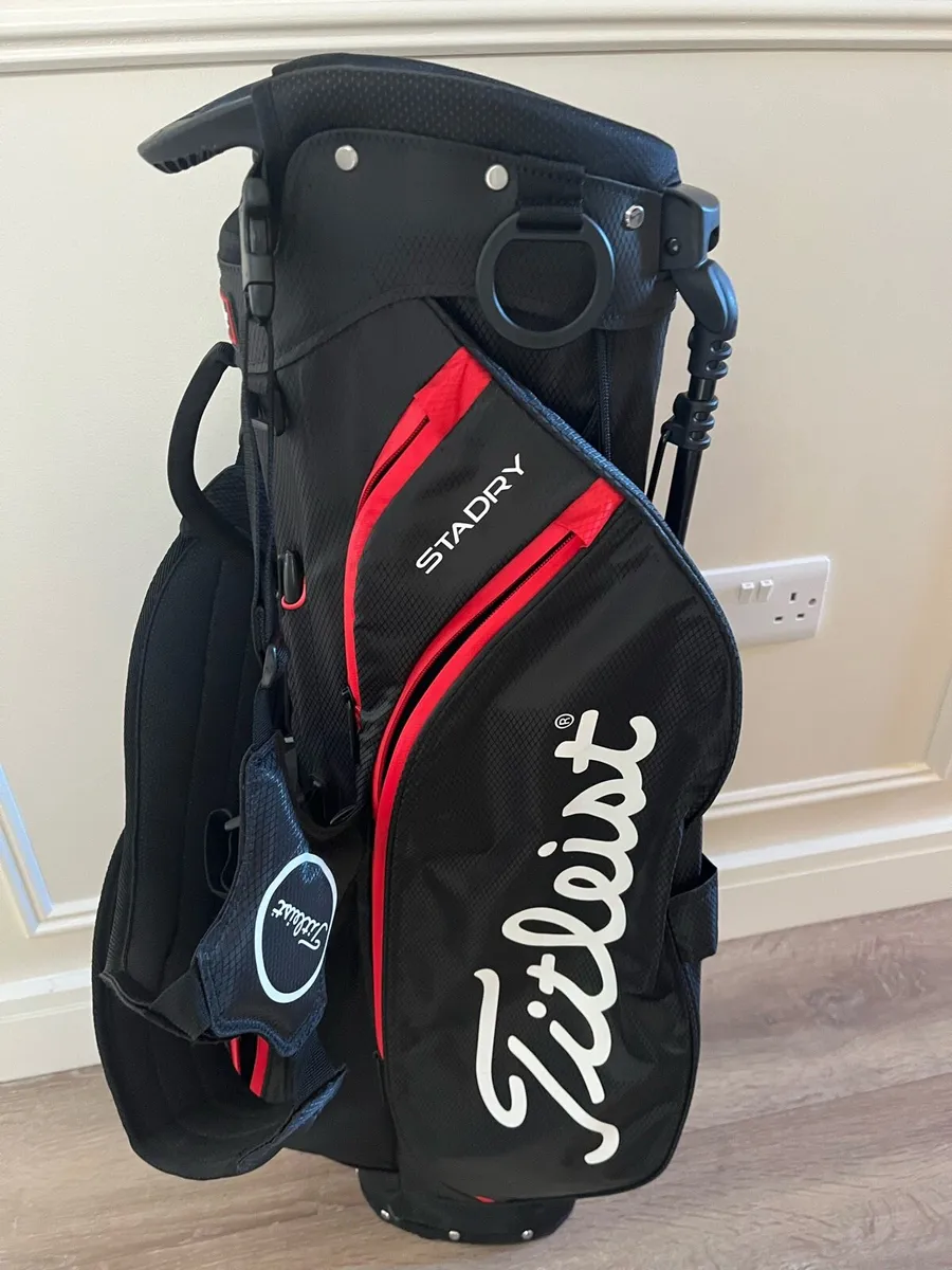 Titleist Players 4 StaDry Stand Bag - Image 2