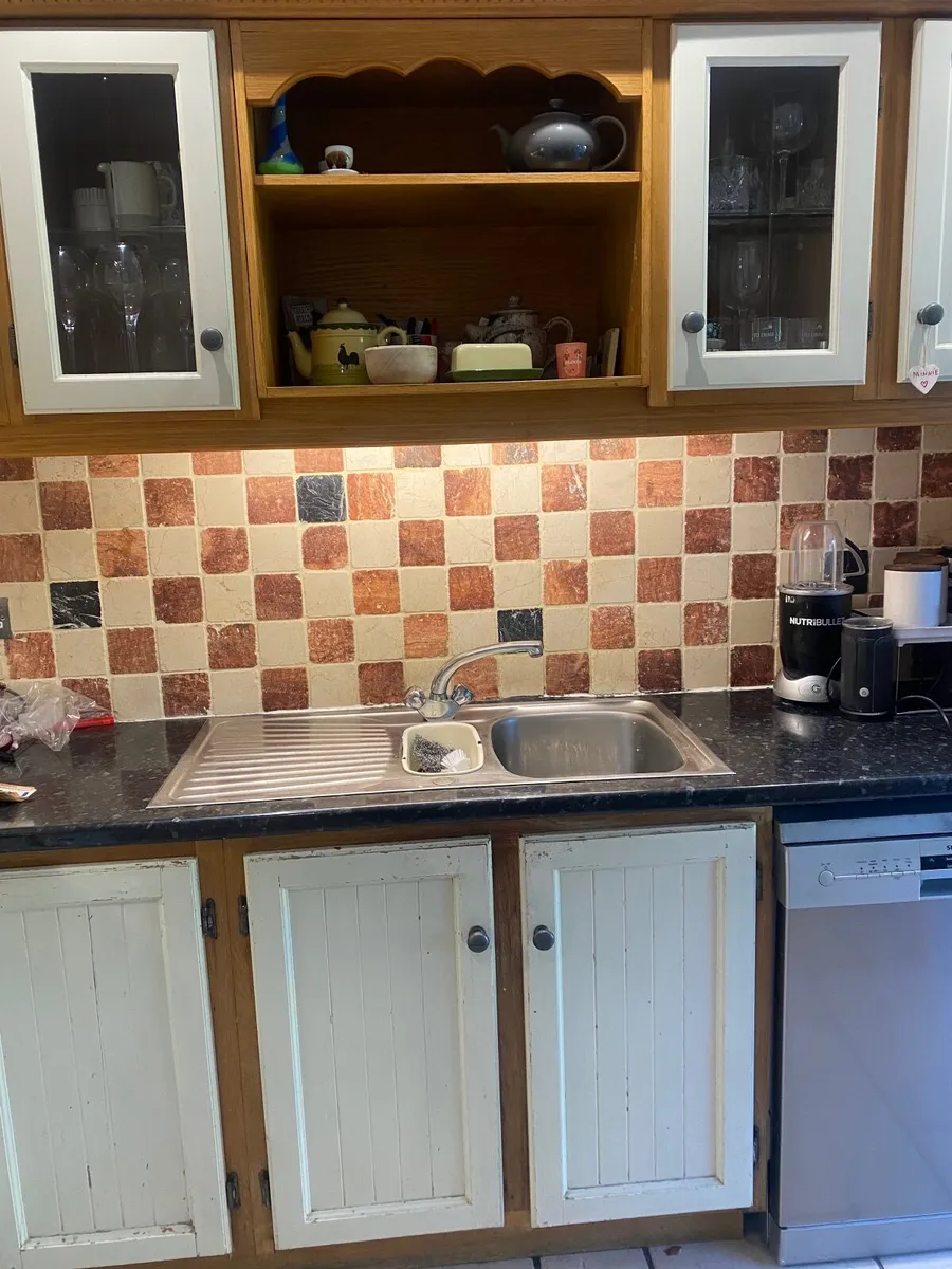 Kitchen - Image 4