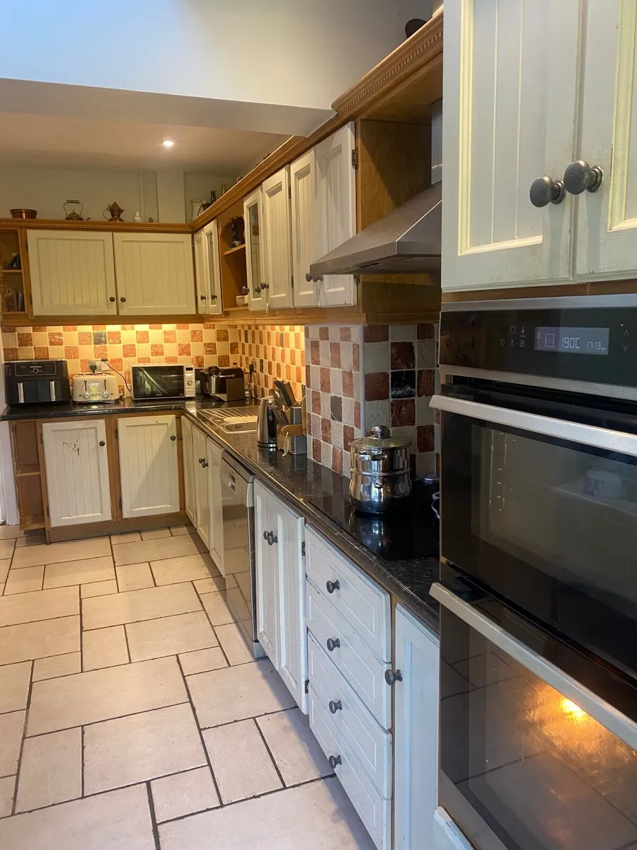Kitchen - Image 1