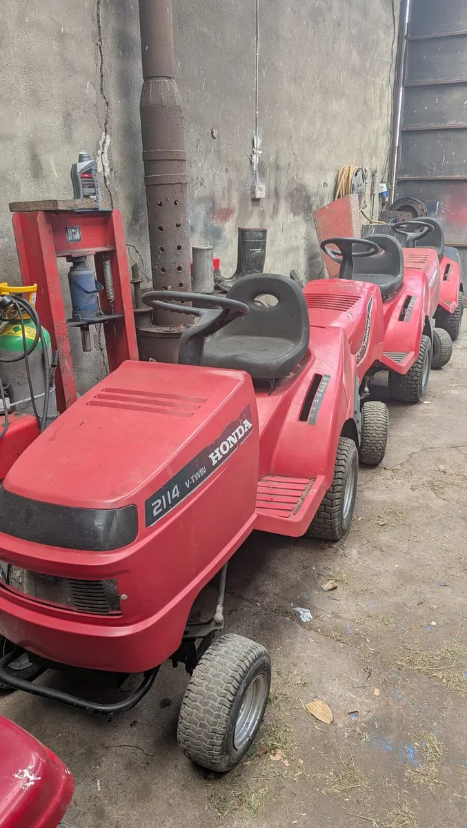 Little tractors for little lads, dads & grandads