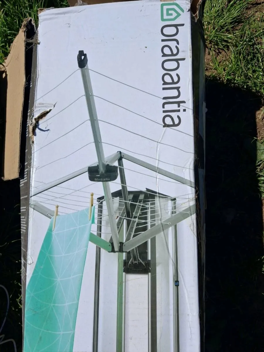 Brabantia Washing Line - Image 2