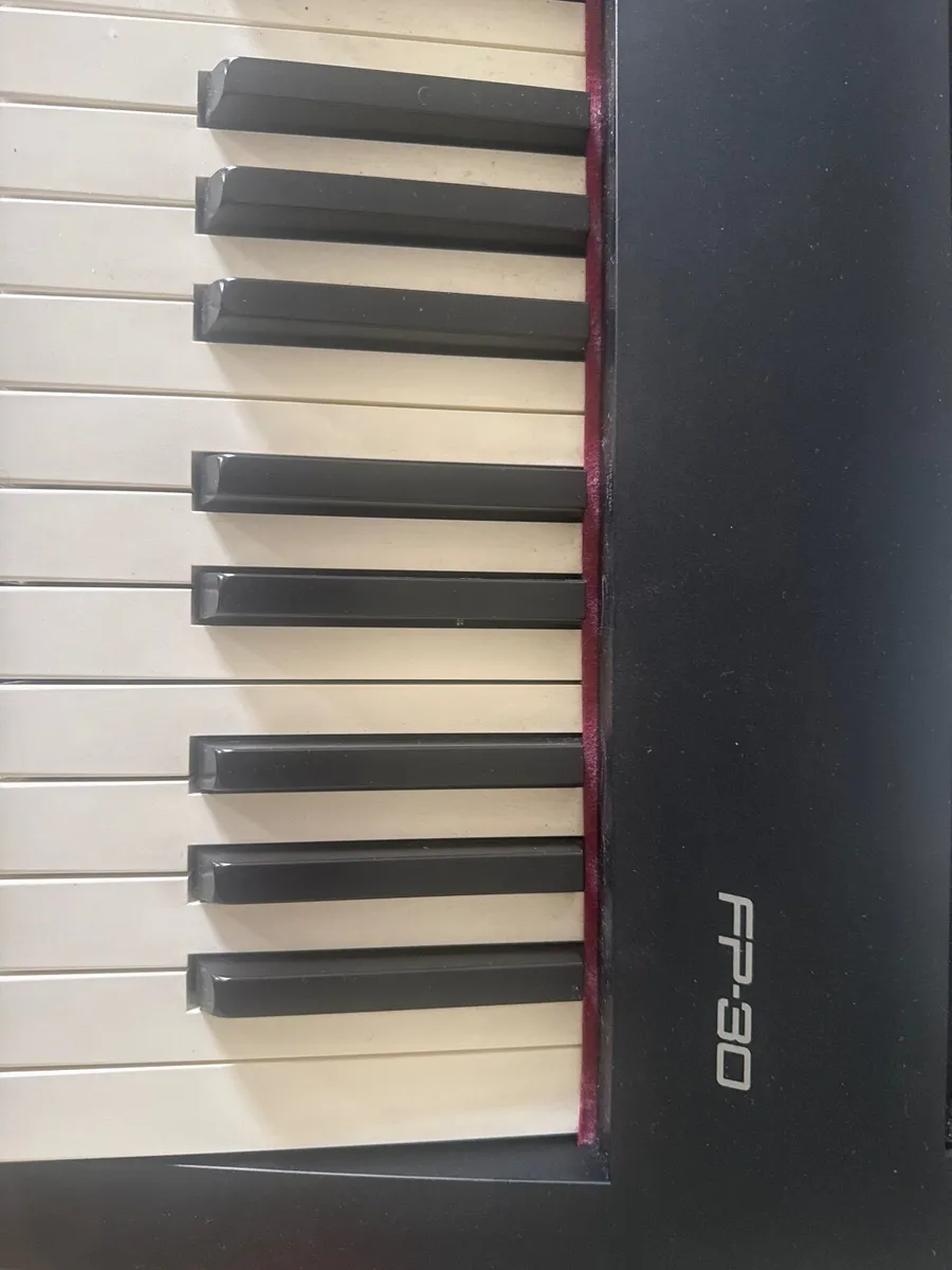 Roland FP- 30 Digital Piano - Image 3
