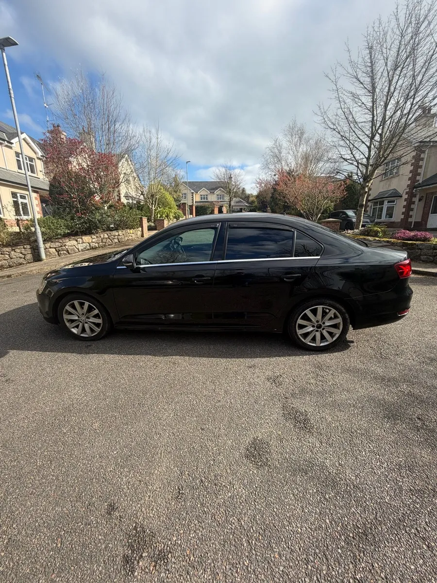 Volkswagen Jetta mk6 - Image 4