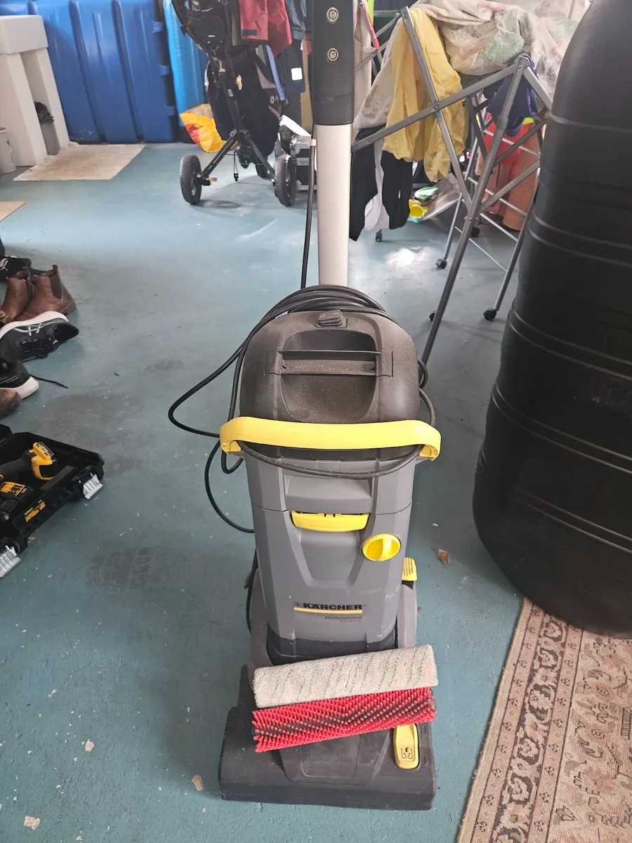 Floor Cleaner - Image 1