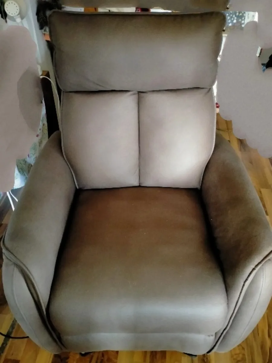 Grey Zayn Lift and Rise Recliner - Image 2