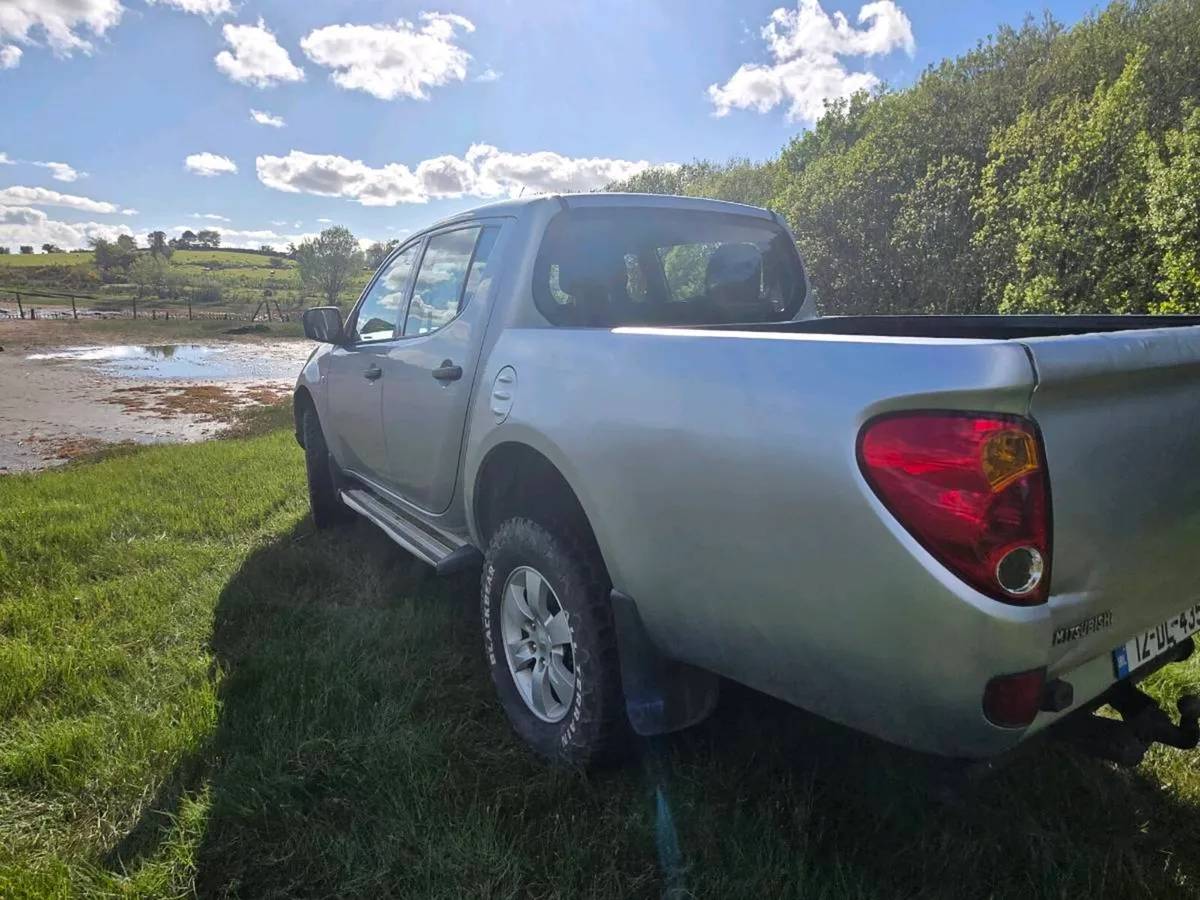 2012 Mitsubishi L200 | DOE May 2027 - Image 3
