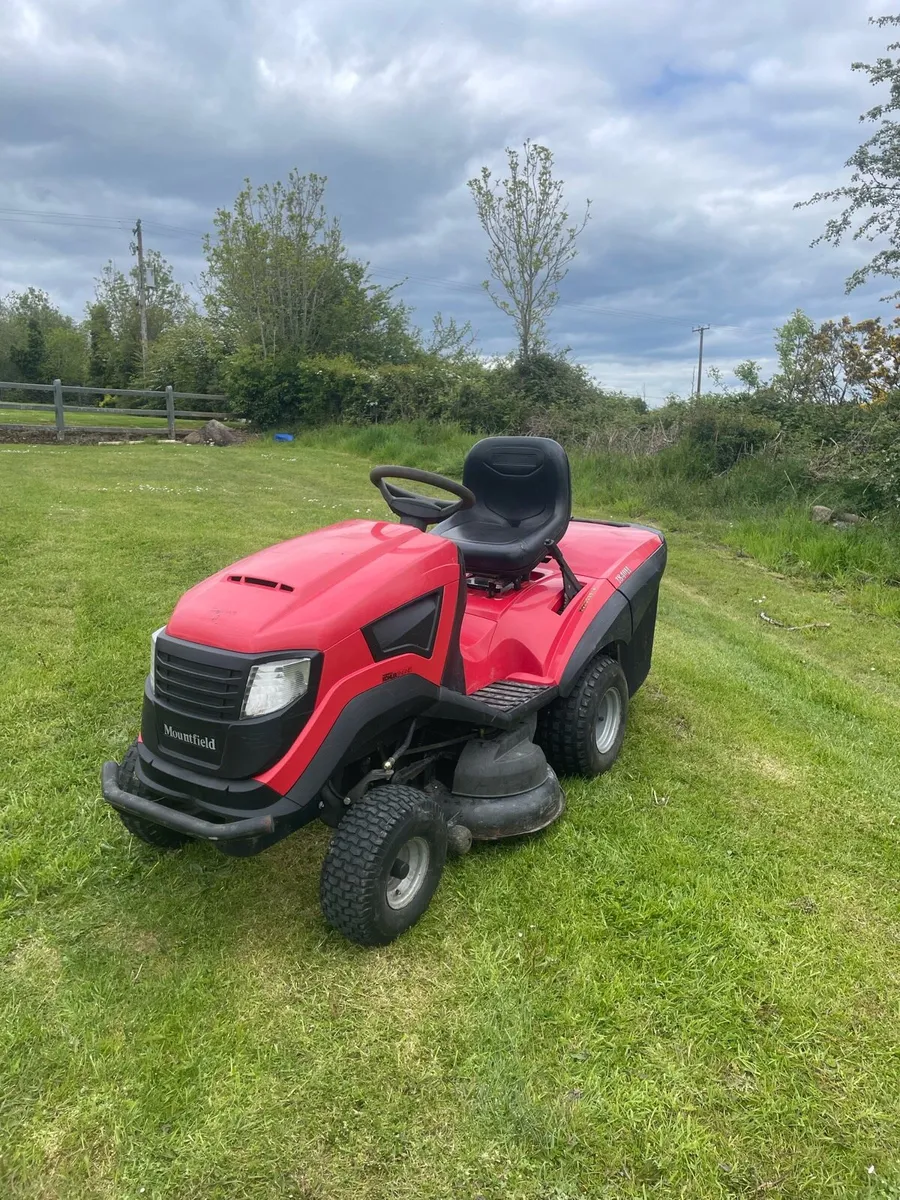 Mountfield ride on - Image 1