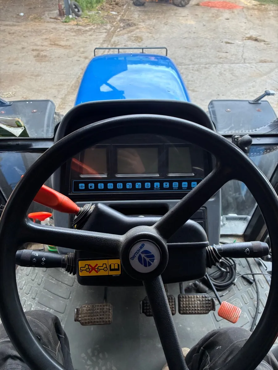 New Holland tm130 - Image 2