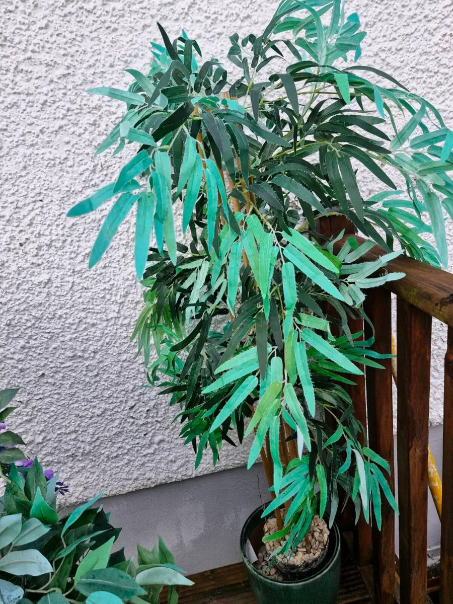 Artificial plants - Image 1