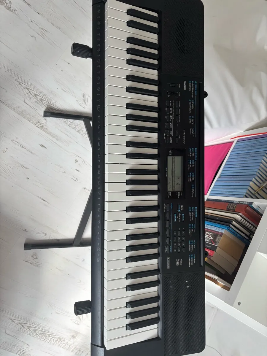 Casio Keyboard - Image 2