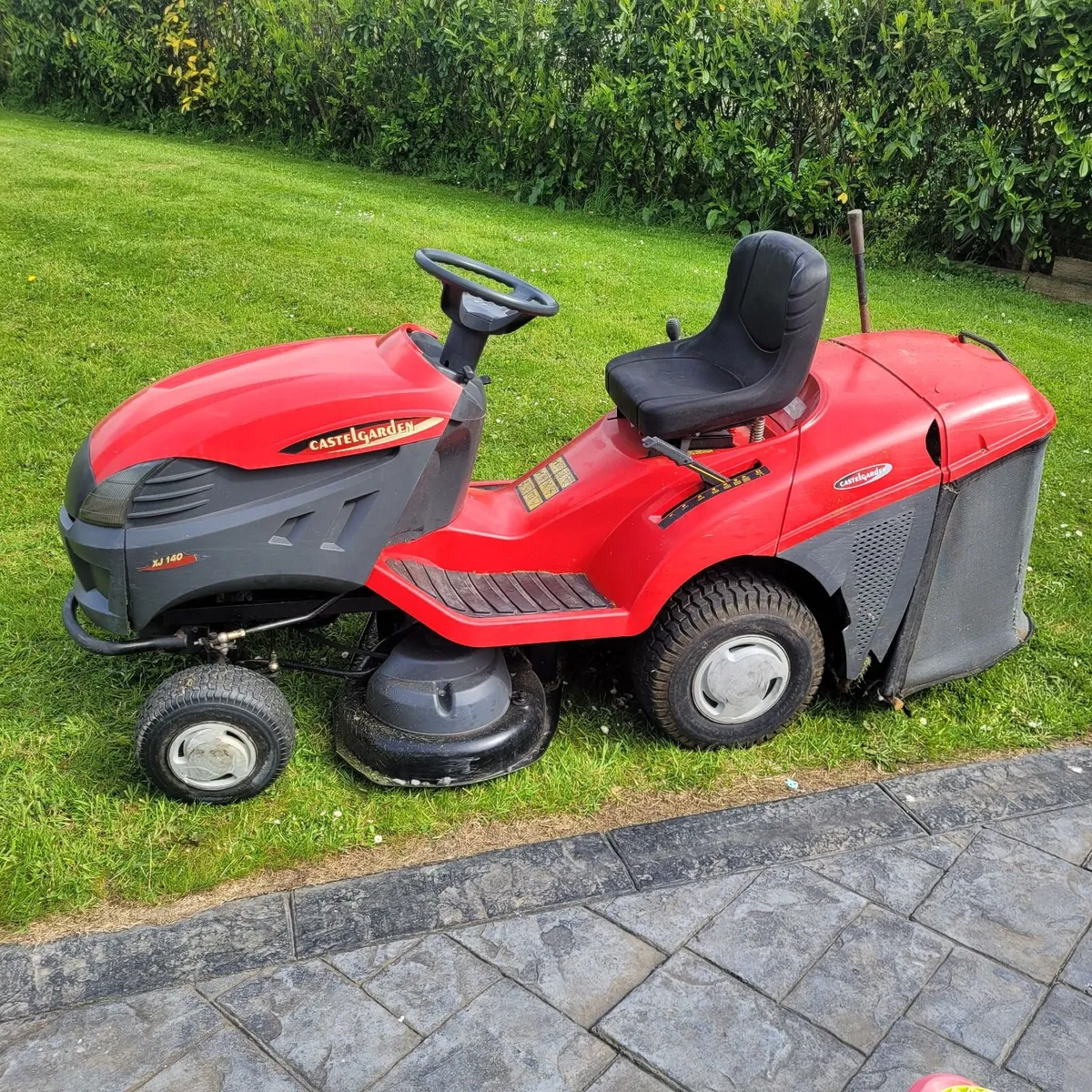 Castelgarden Ride on - Image 1