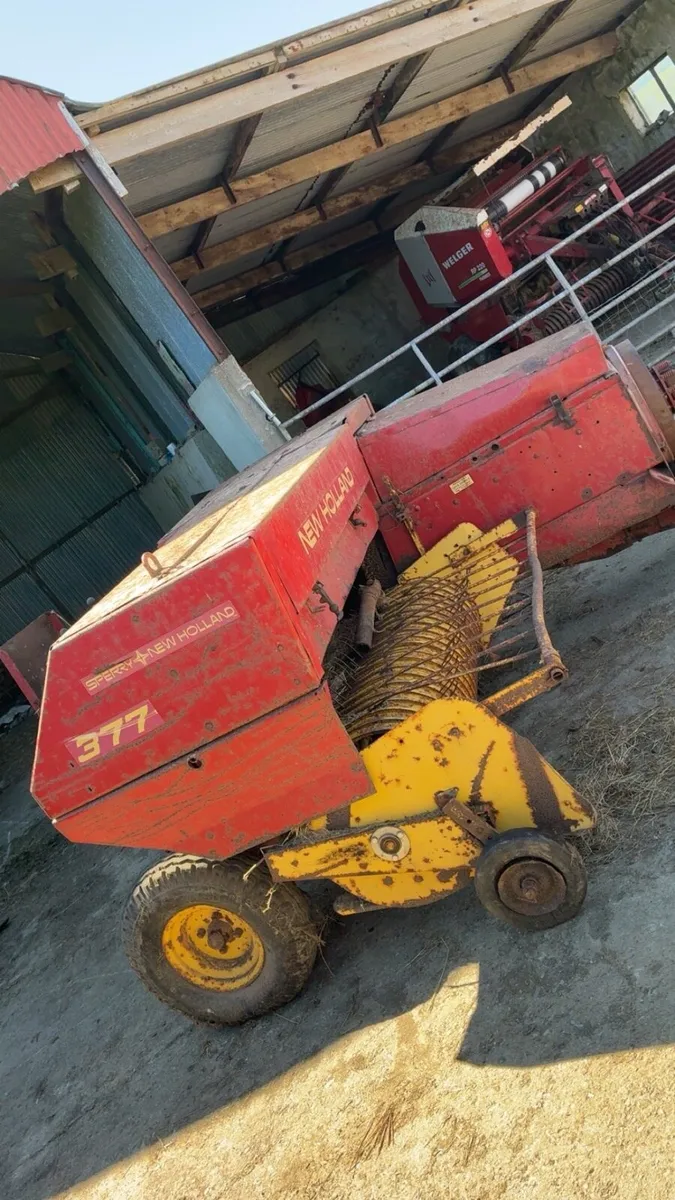 New Holland 377 - Image 3