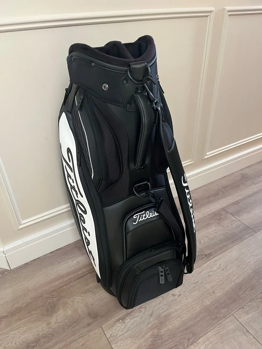 Titleist Midsize Staff Bag - Image 3