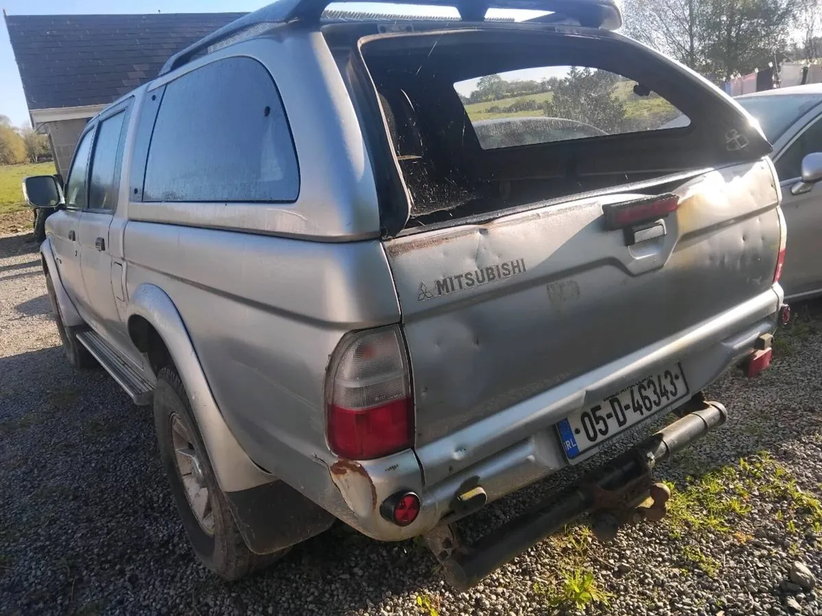 05 mitsubishi l200 - Image 4
