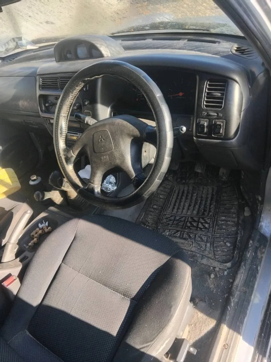 05 mitsubishi l200 - Image 3