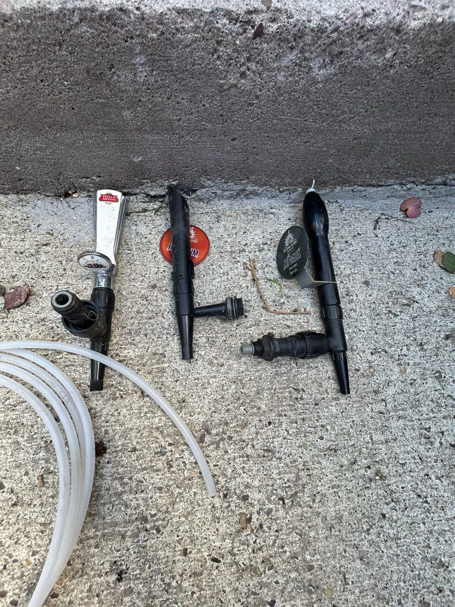 Bar cooler, lines, taps and regulators - Image 3